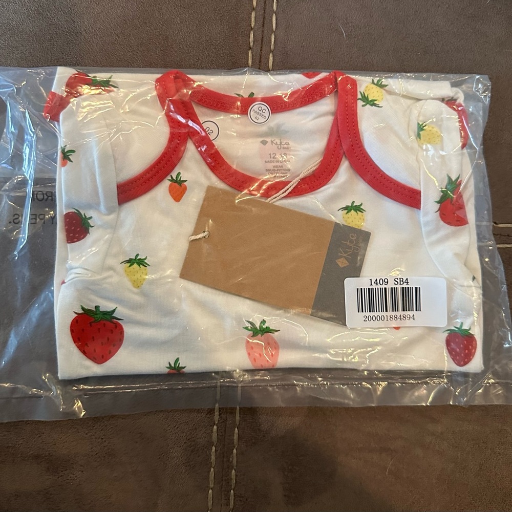 Kyte Baby Strawberry Bodysuit